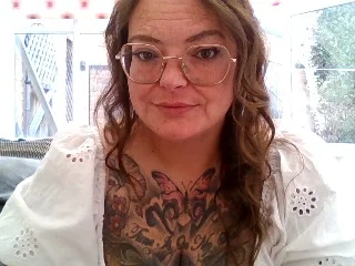 Curvy_Katieee