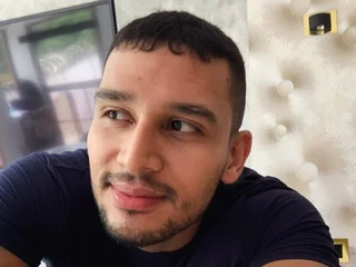 Davejhons live cam