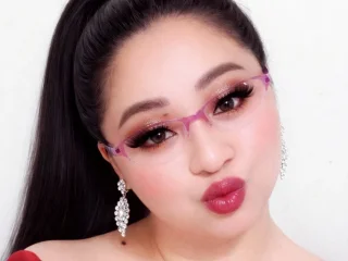 FlirtyAsianBabe