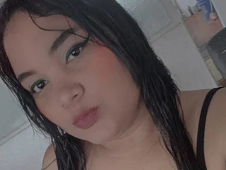 Isabellaa_Medina