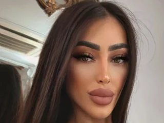 Kinky_Jessyy live cam