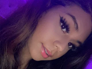 Image du stream de LOUISEPRINCESS, modèle OléCams