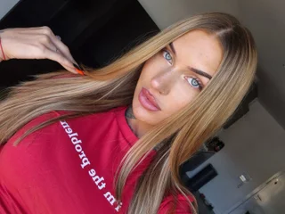 LaraB