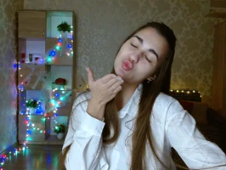 LilaBlazeXX live cam