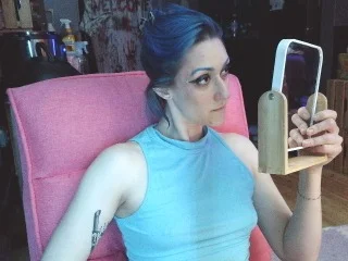 Lilithvalee live cam