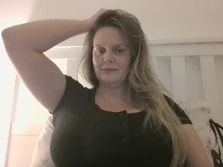 Louisa35 live cam