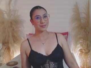 Lucy_Mynds
