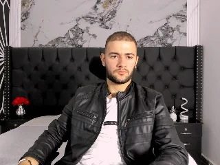 MaximusClarkk