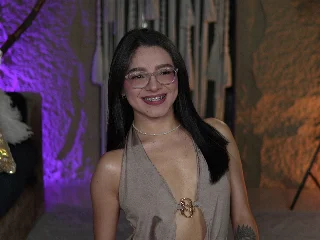 MiaWithhe