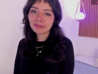 MilaaPhantom live cam, 24
