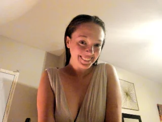 Miss_Mae_Lae