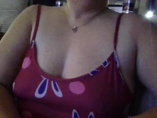 Ms_Esmiee live cam