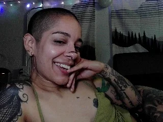 NaiadRae live