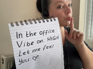 NaughtyWifeUK Porn Model Profile Image