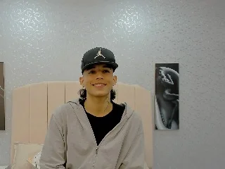 NoahThomsonX