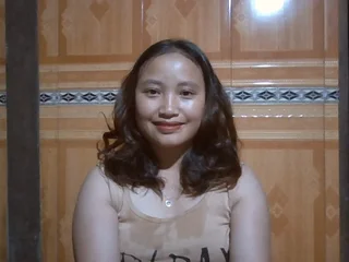 QUYNH5899