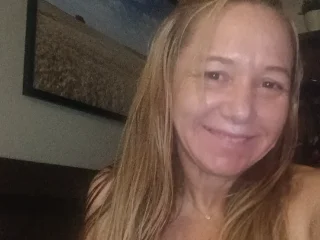 RayneWilde live cam