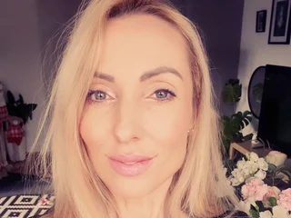 SexyEmila