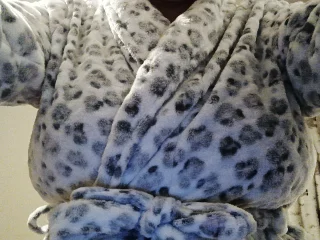 ShyBlonde_x