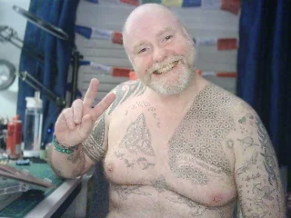 Tattooed_alpha_021 live cam