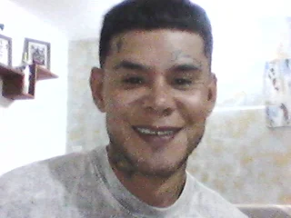 Tavo21 live cam