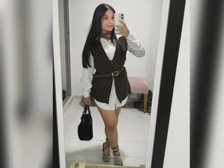 WhitneyAssor live cam