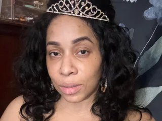 YaBellaKinky live cam