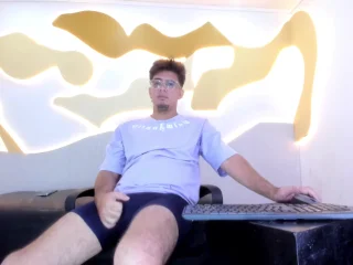 ZeusTrys