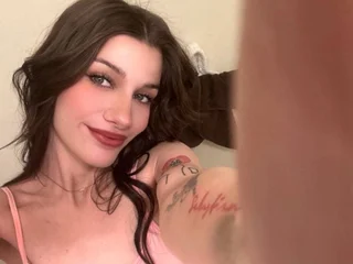 bellabrattcamz