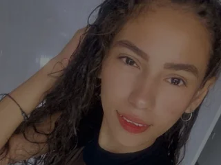 evelin_shy live cam