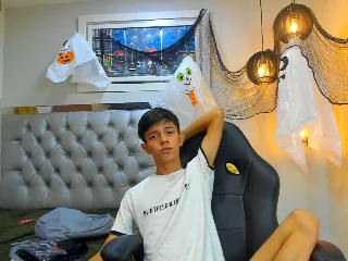 fem_danny27