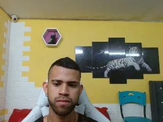 kinkycumboy