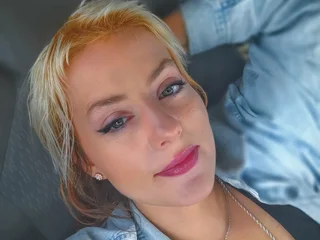 skarlett_roseee live cam
