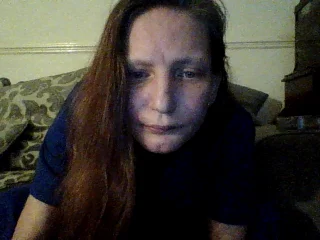 x_MissInnocent_x live cam, British, 45