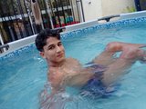 ANDYSMITT is live now!