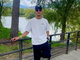 Adams_pitter is live now!