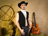 AlexBrinez is live now!