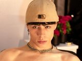 Andreew_Style is live now!