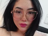 AnnaKomatsuu is live now!
