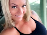 AnniLoveXXX is live now!