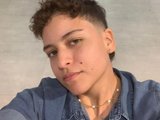 Antonella029cruz is live now!