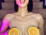 ArtemisaLeonn is live now!