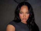 AsiaAmarioOfficial webcam