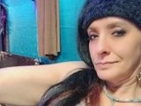 Beautiflyshort199 live cam
