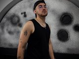 BrunoWalkerr is live now!