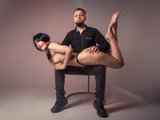 CHLOEANMAIIK is live now!