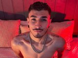 Carter_richard is live now!