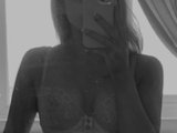 Cherryalexis_21 live cam