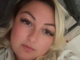CurvyQueen33 2