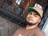 DERECK_BUZ is live now!